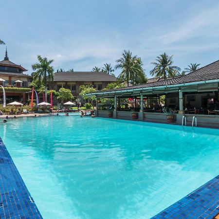 Club Bali Suite Legian Exterior foto